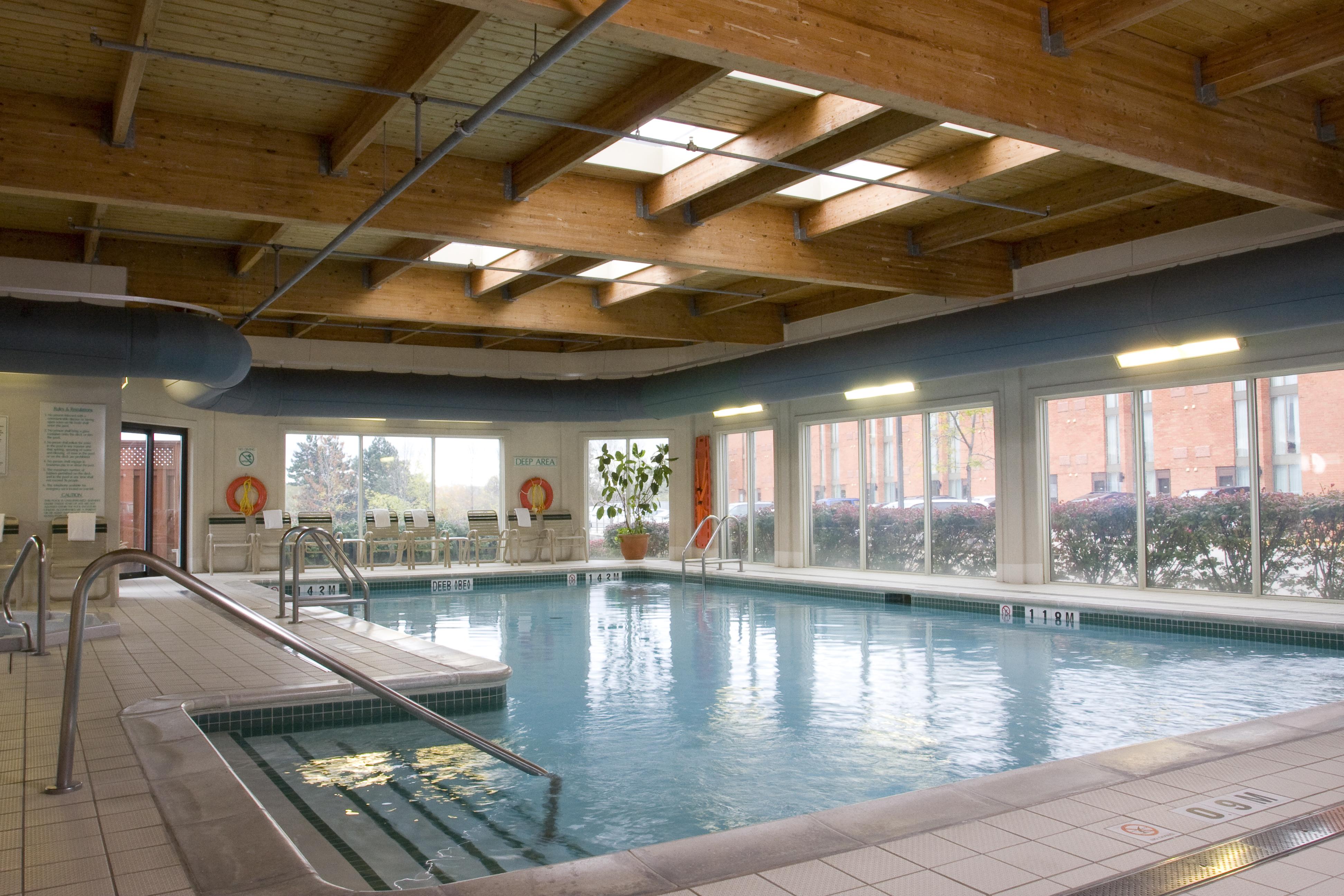 Hotel Carlingview Toronto Airport Mississauga Exterior foto